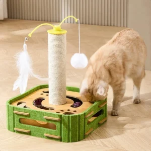 Scratching Post with Spinning Balls Feathers